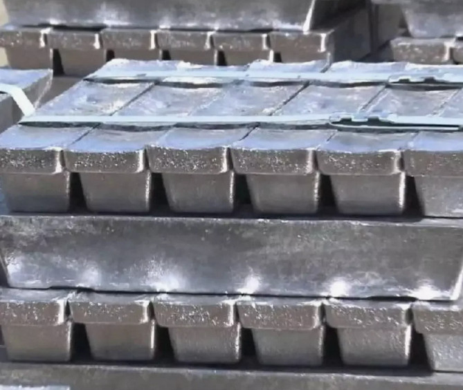 Баббит оловянный Б83 чушка